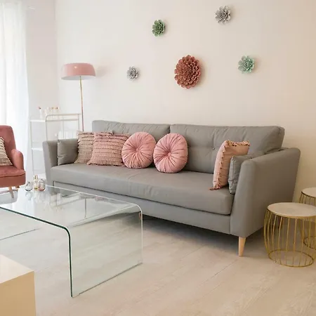 360 Apartment *